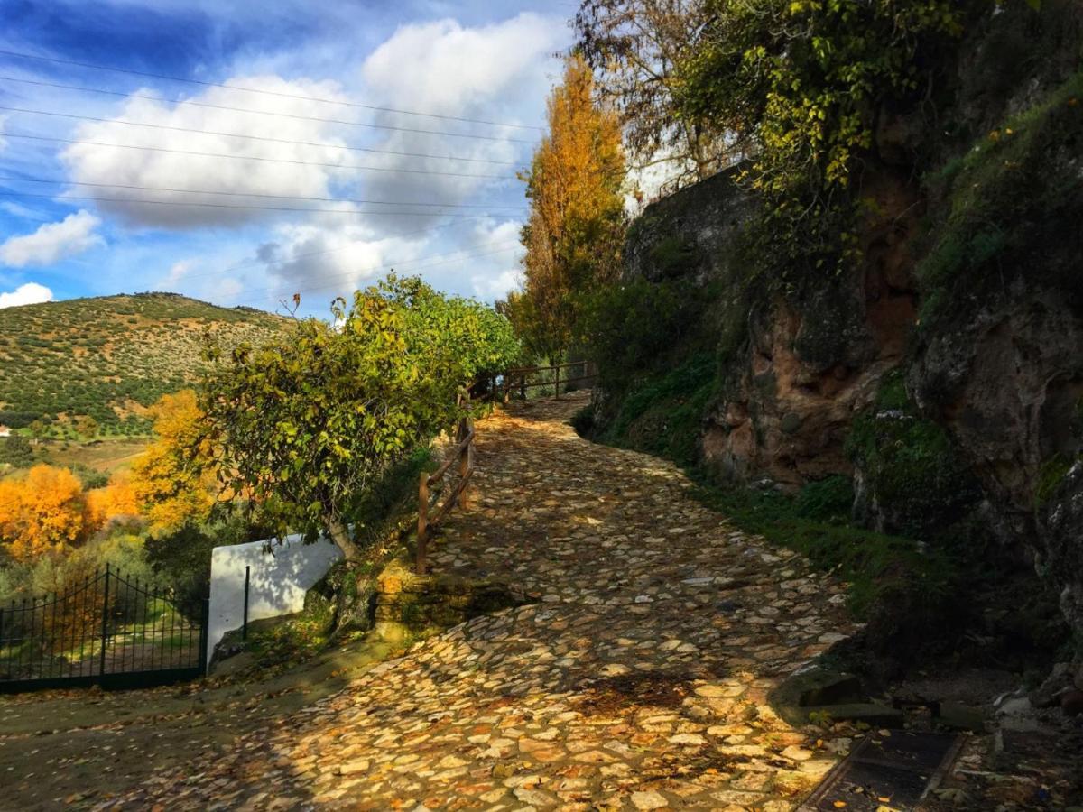 Casa Rural El Puente Cuevas del Becerro 外观 照片